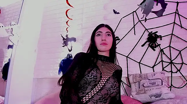 Valeria_noir
