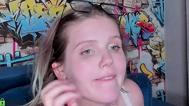 Alisa_Allison
