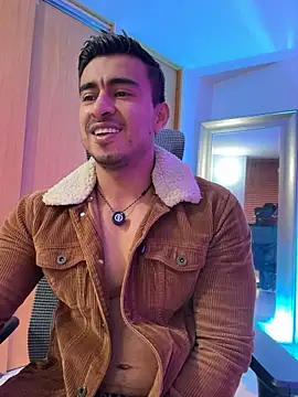 Chris_Clarck live cam on StripChat