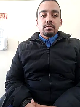 morenogostoso29 live cam on StripChat