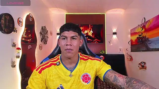 damian_latinxxx (M young) - 🔥✦Hi, I want to see your cock.🔥✦