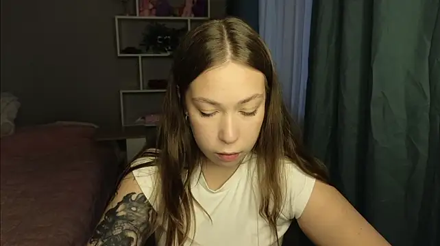 AmiriLain live cam on StripChat