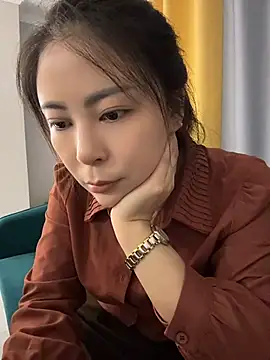 YaoYao8888 live cam on StripChat