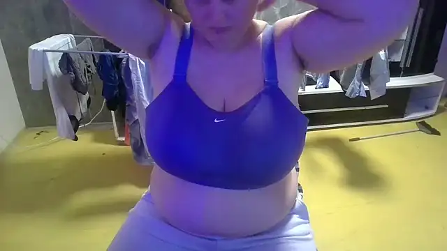 Meliss_Official9 live cam on StripChat