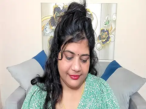 misssoniya3 live cam on StripChat