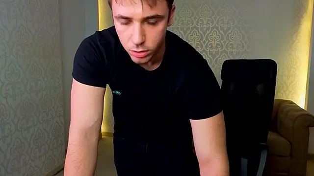 KellenWest live cam on StripChat