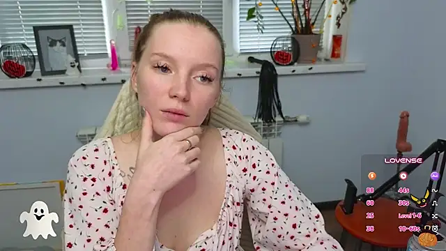 Mary_Blu live cam on StripChat