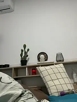 Slumpgirl live cam on StripChat