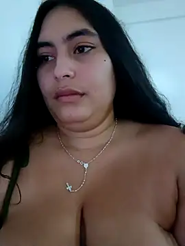 xandra252 live cam on StripChat