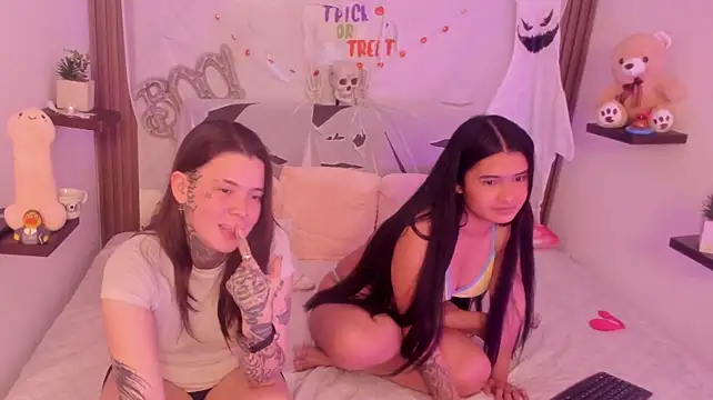 Kaliykatie live cam on StripChat