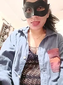Lusty_trailer webcam