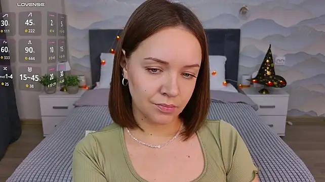 Chloe_Sapphire live cam on StripChat