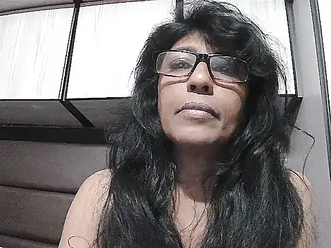 MsDebbie live cam on StripChat