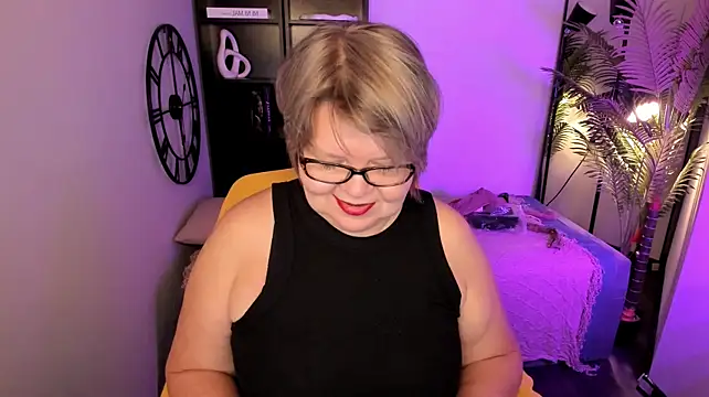 Shannonshine live cam on StripChat