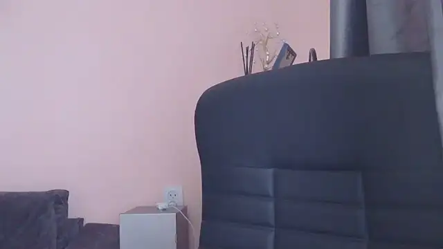 Medjik_lool live cam on StripChat