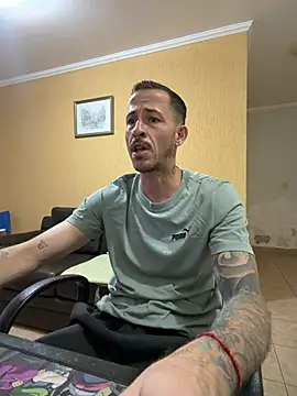MeladoDiMel live cam on StripChat