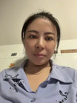 YaoYao8888 webcam