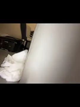 mo-mo-69 live sex cam