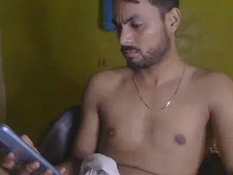 stubborndesiboy's live room