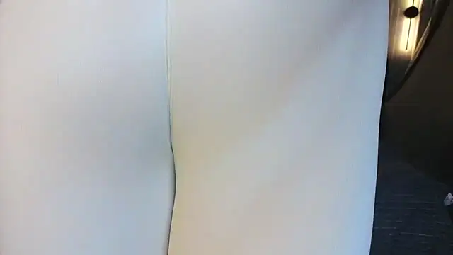 lalyasirin live cam on StripChat