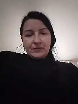 MonAmour37 live cam on StripChat