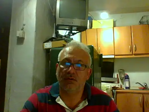 sexy_tom787817 live cam on StripChat