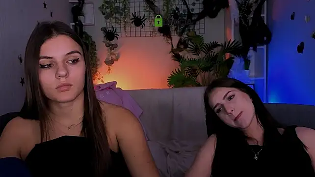 lisa_dark_