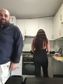 MissNyraSecret live cam