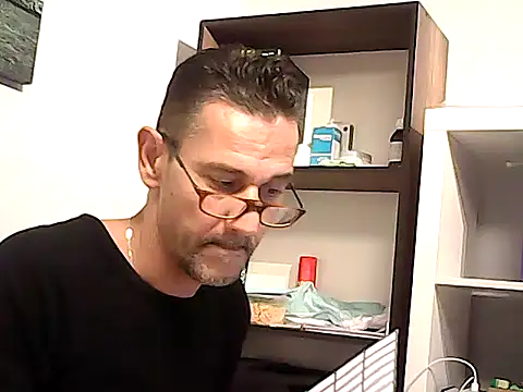 mastercharisma35 live cam on StripChat