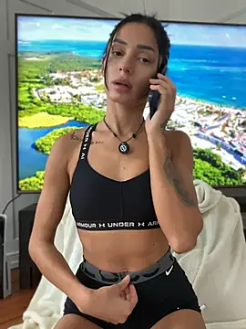 Vicky_luxe
