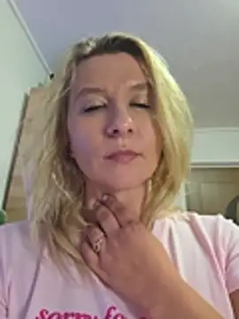 kaylinjan (F milf) - Let my kitty feel you💦💦