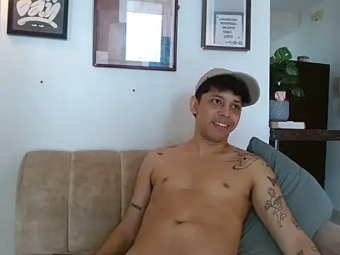 tonysexyboy live sex cam