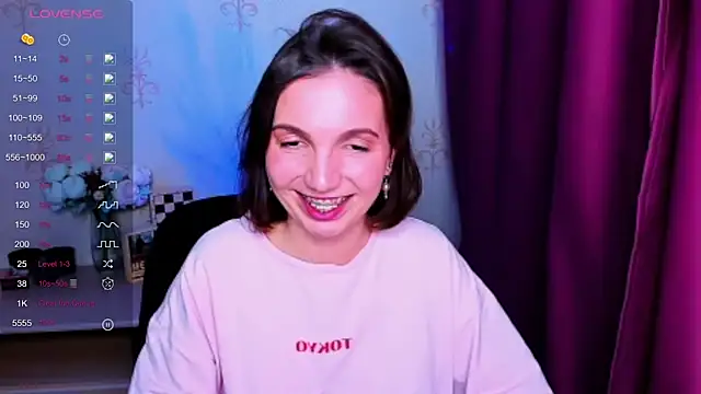 KindHazelHere_ webcam