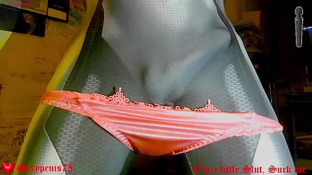 sexypenis75 live cam on StripChat