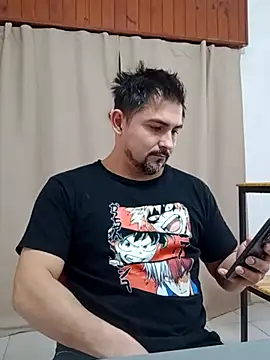 Bradd_32 live webcam
