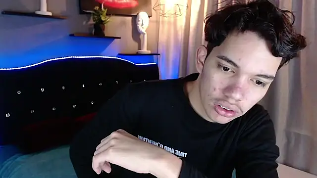 haku_nayro live sex cam