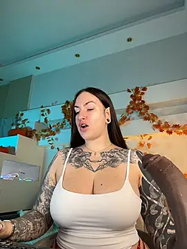 Tattitude_ live cam on StripChat