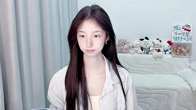 lucky-tt live cam on StripChat