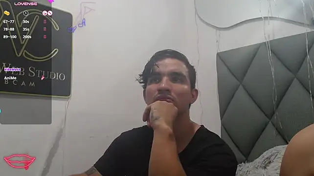 jaan_gulab live cam on StripChat