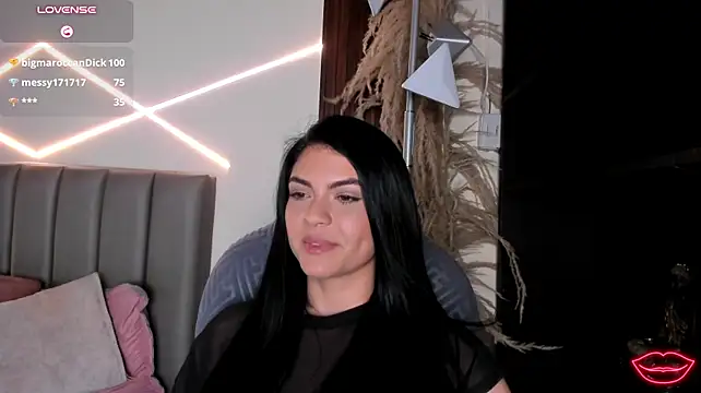 Veronicalanx1 live cam on StripChat