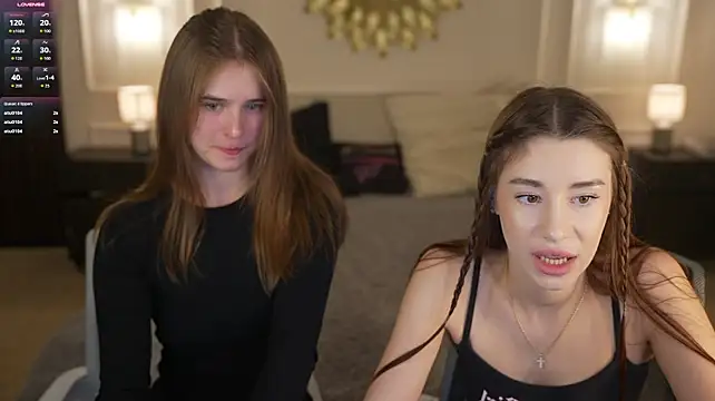 Selena_Glow live cam on StripChat