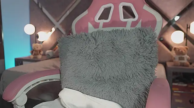 MaddyOwens live cam on StripChat
