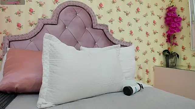 ariana_moon00