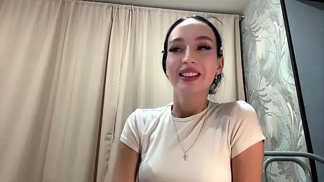 ShannaWegiel live cam on StripChat