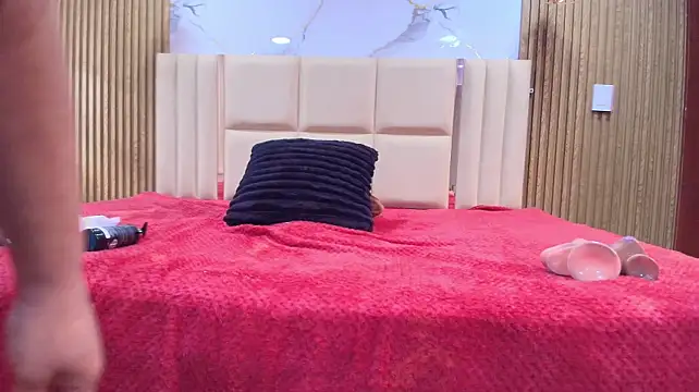 Anabella_Thompson