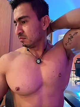 chris_clarck (M young) - Take off my brief🍆🍑🔥😈🥵