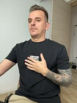 Huge_cock22cm