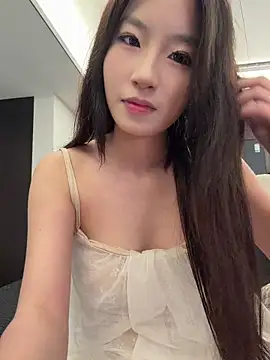 uugirl00 (F young) - 舞蹈