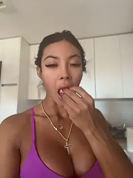KalaBeckett_ live cam on StripChat