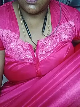 sexy-keerthi